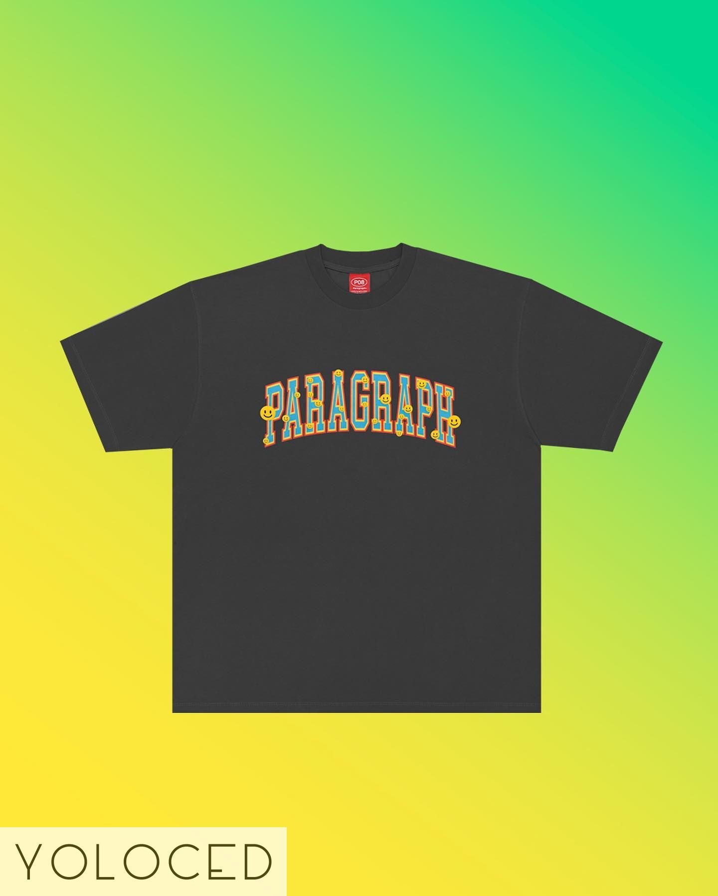 PARAGRAPH/22SS スマイルカレッジロゴ Tシャツ